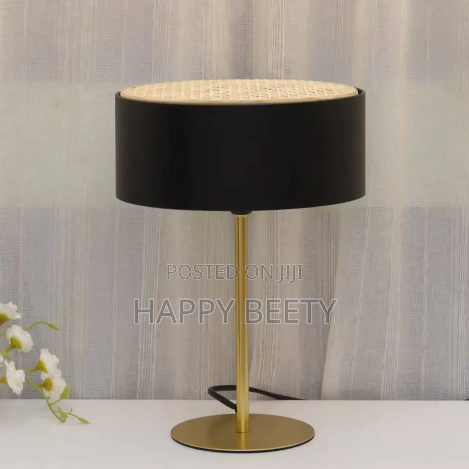 Modern Elegant Table Lamp