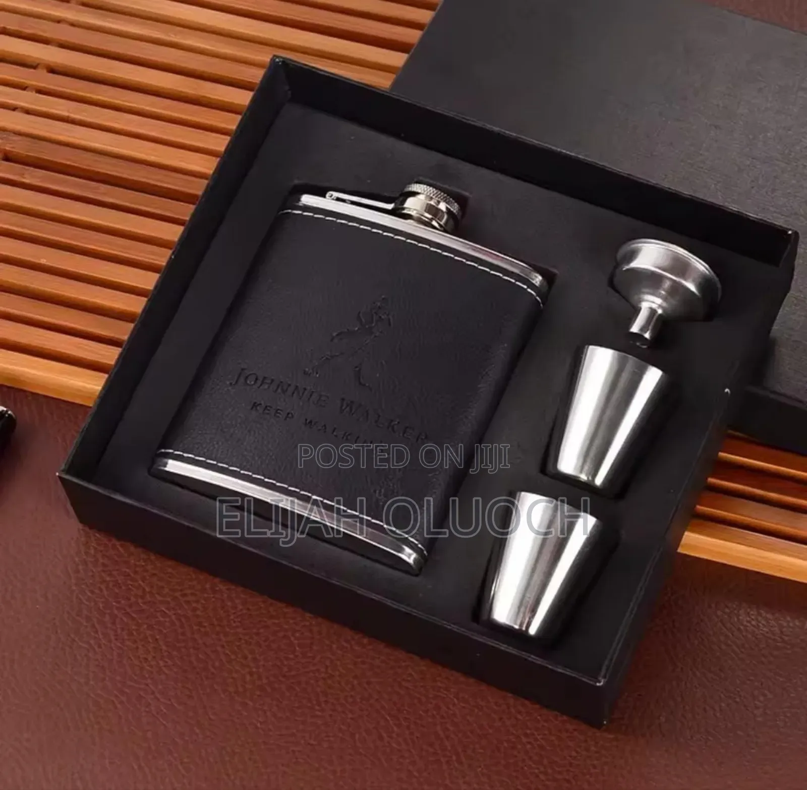 Portable Hip Flask/Whisky Bottle  Set*