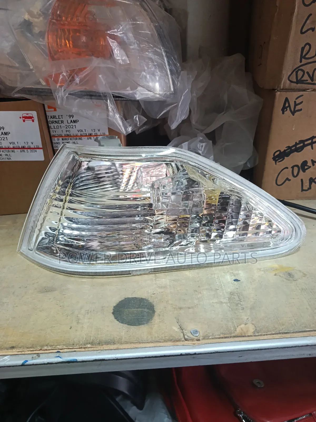 Corner Lamp Carina Ti