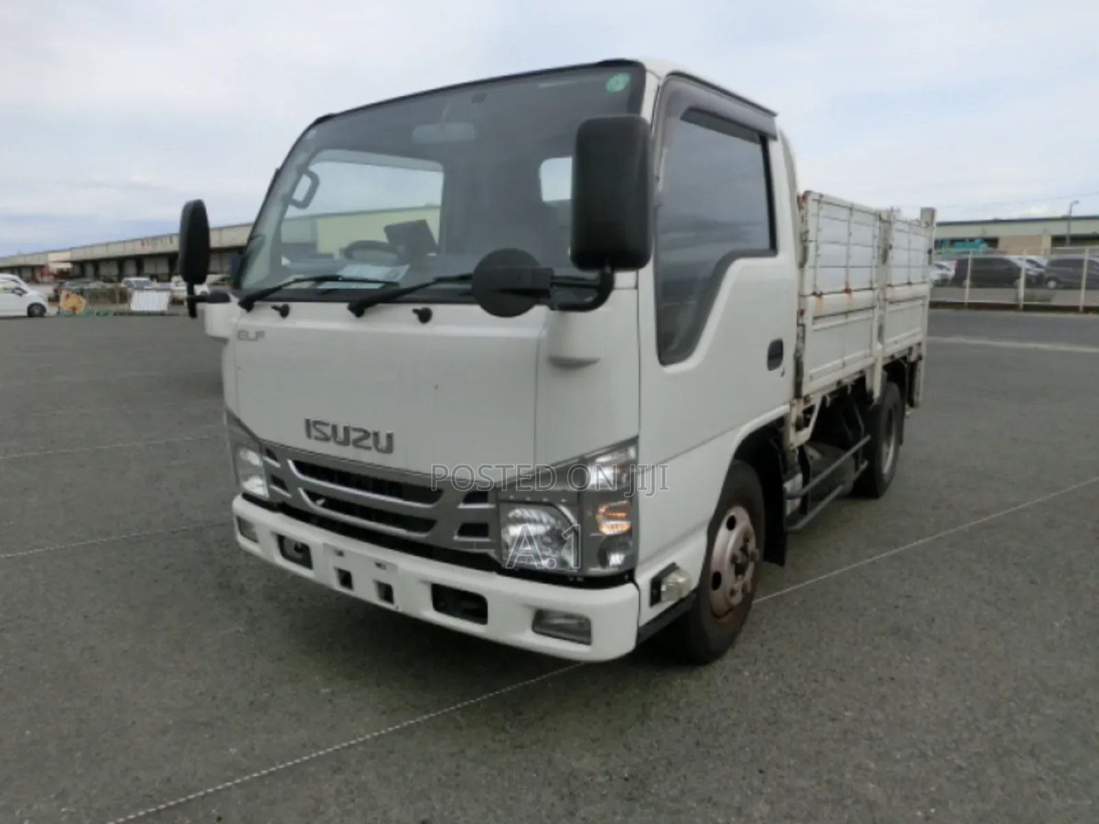 Isuzu Elf With Leaf Springs