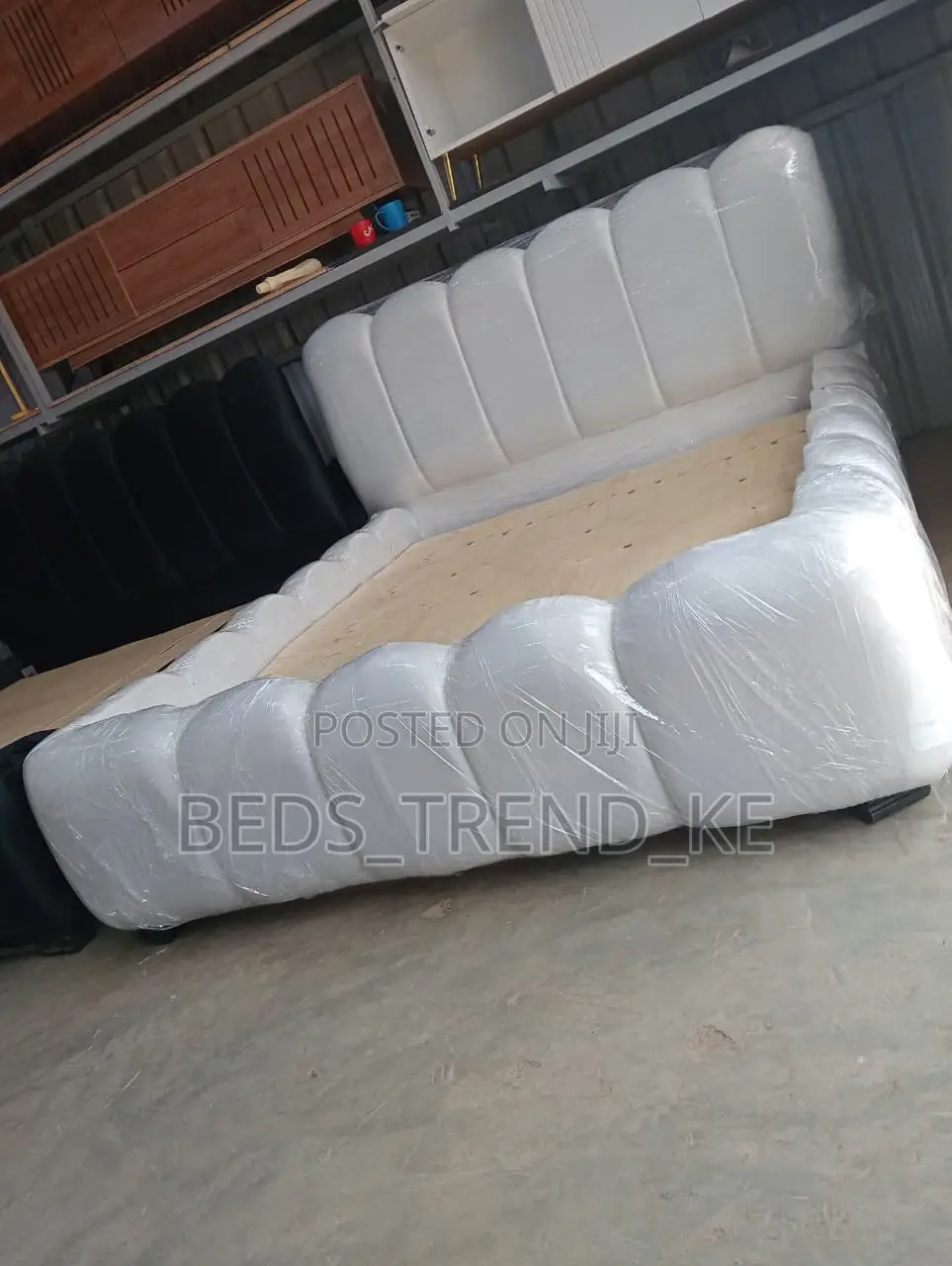 Stabilized White 5 by 6 Bubble Bed