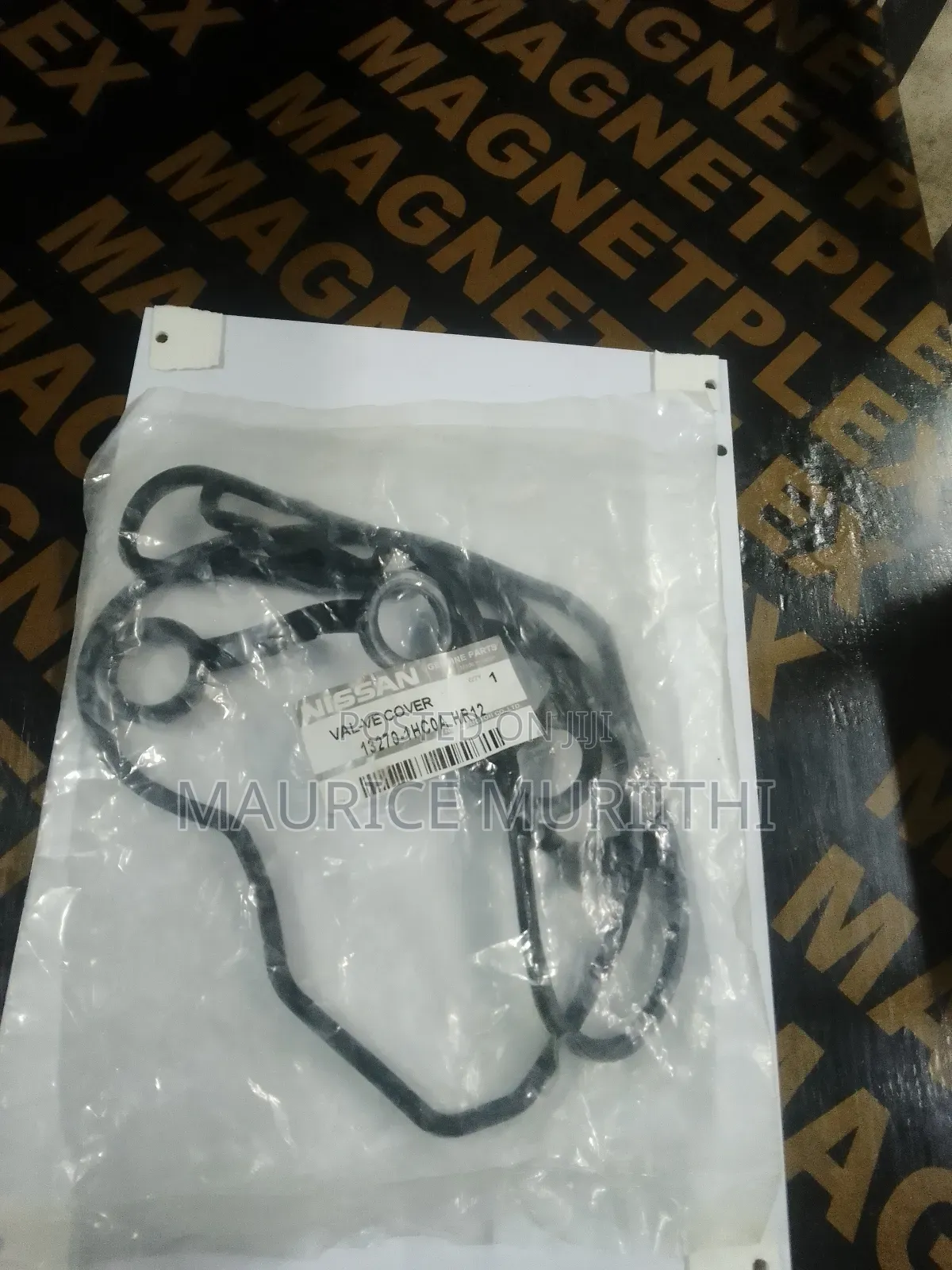 Top Cover Seal Nissan Hr12