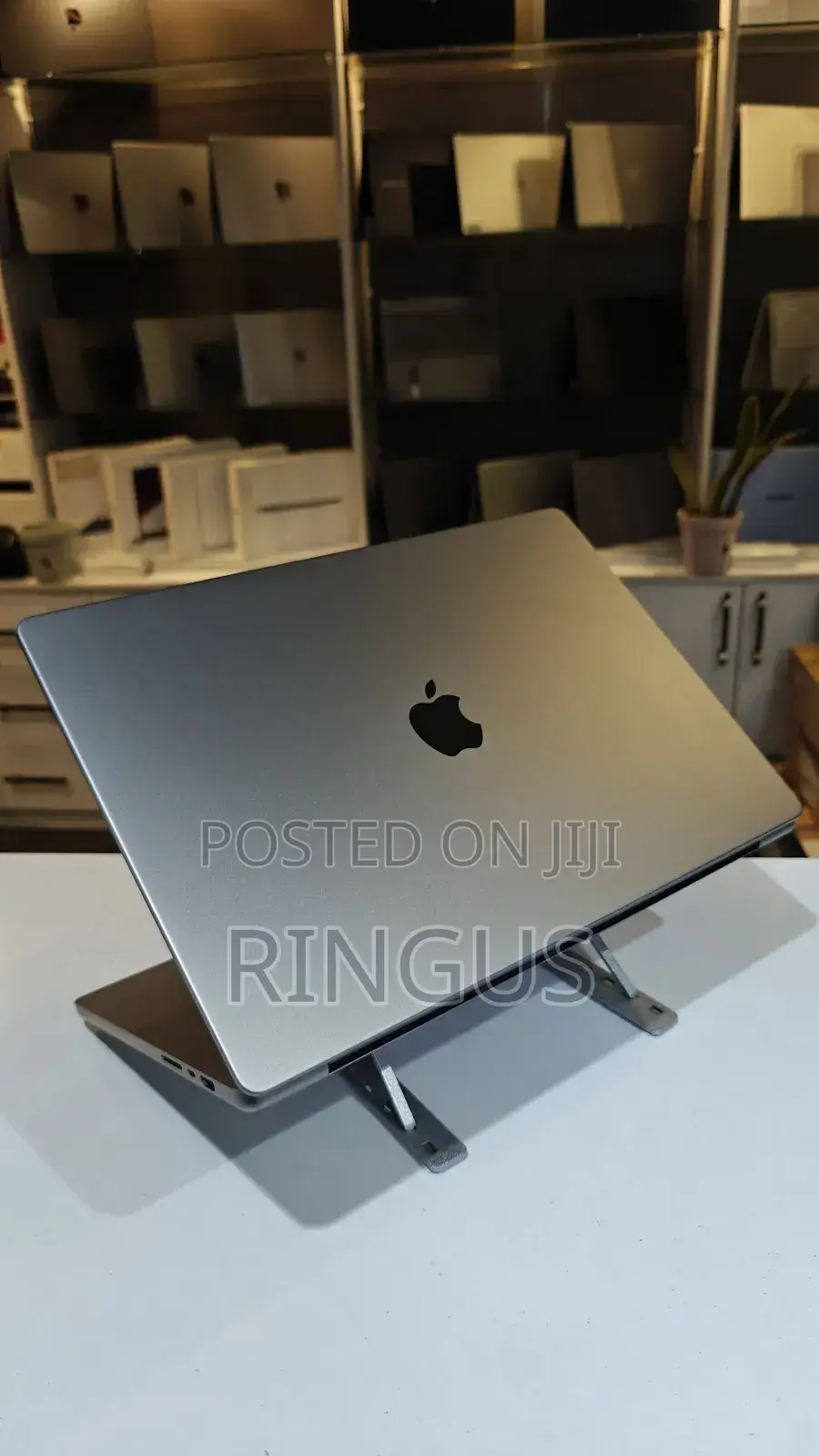 Laptop Apple MacBook Pro 2023 M2 Pro 16-inch 16GB Apple M2 SSD 512GB
