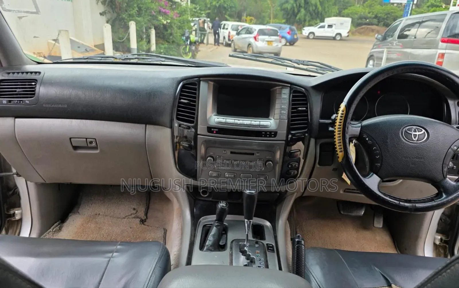 Toyota Land Cruiser 2006 Silver