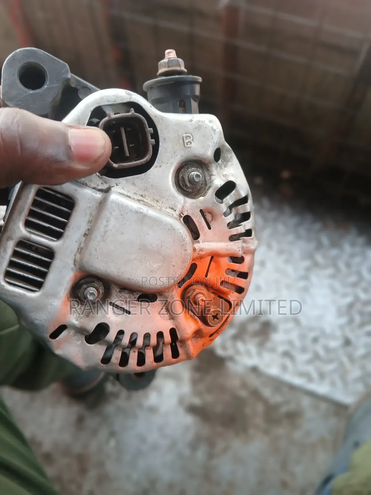 Alternator Prado J120