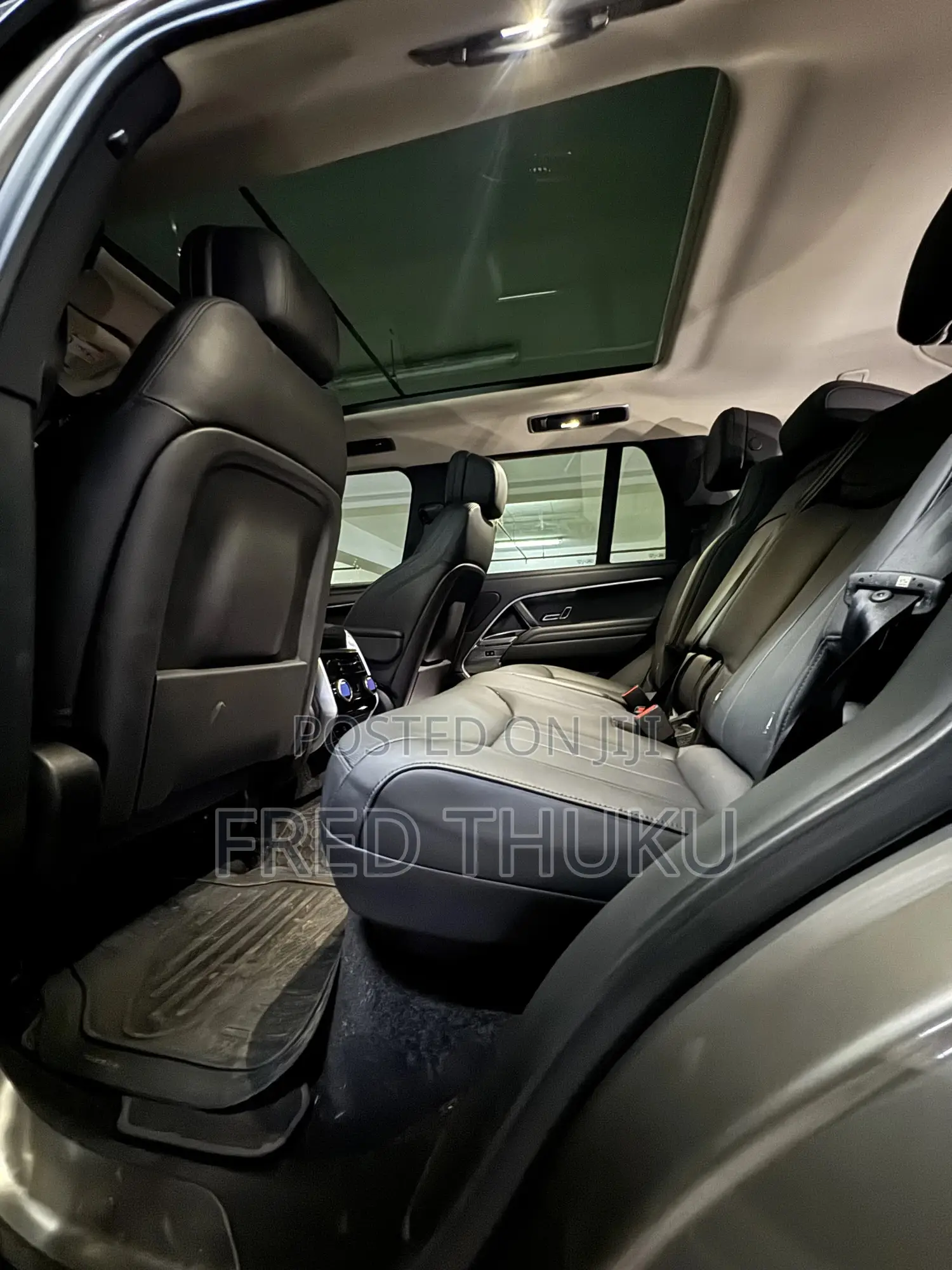 Land Rover Range Rover P400 SE SWB 2022 Gray