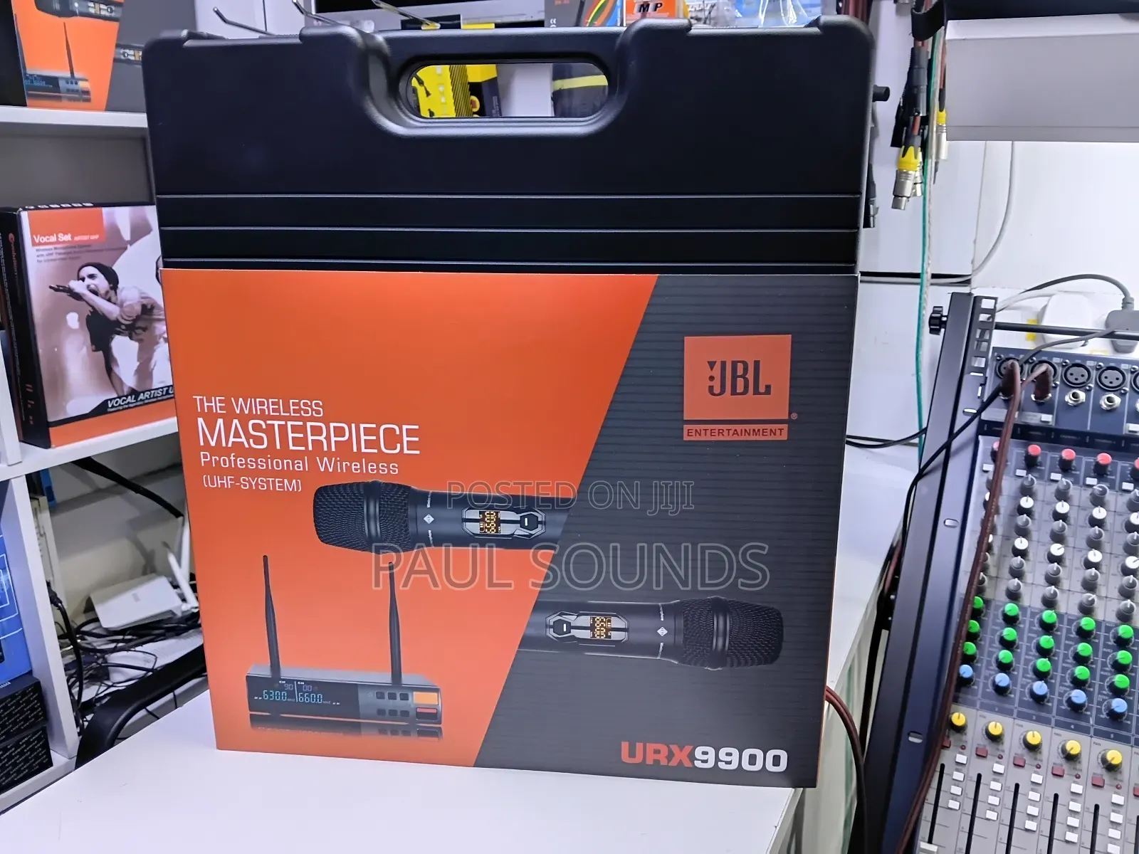 JBL Urx9900 Professional Uhf Wireless Microphone System