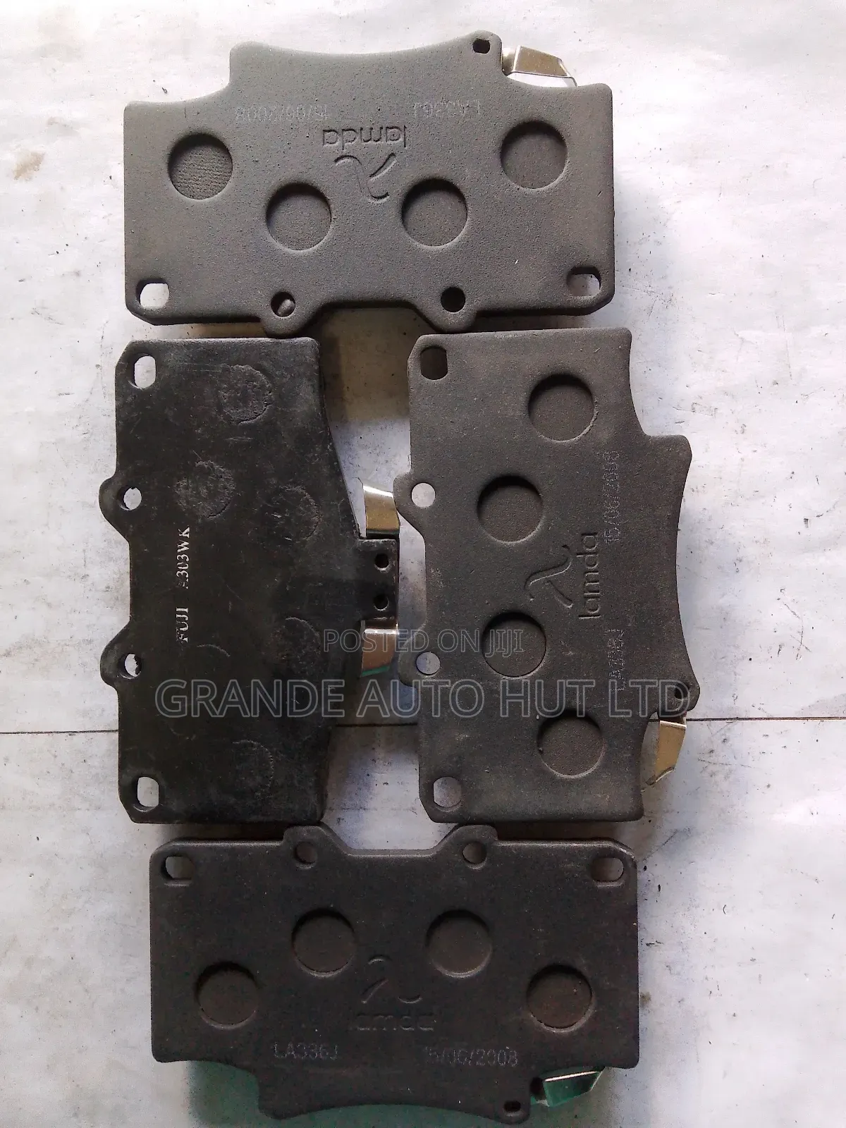 Front Brake Pads for Toyota Landcruiser Prado (Lamda Brand)
