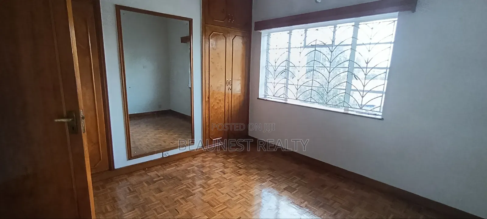 2 Bedroom Apartment Office