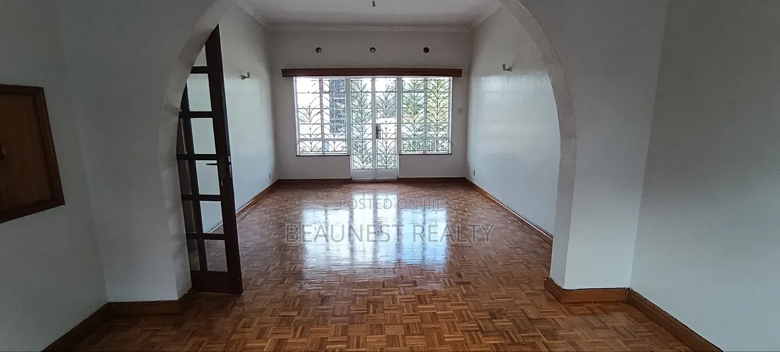 2 Bedroom Apartment Office