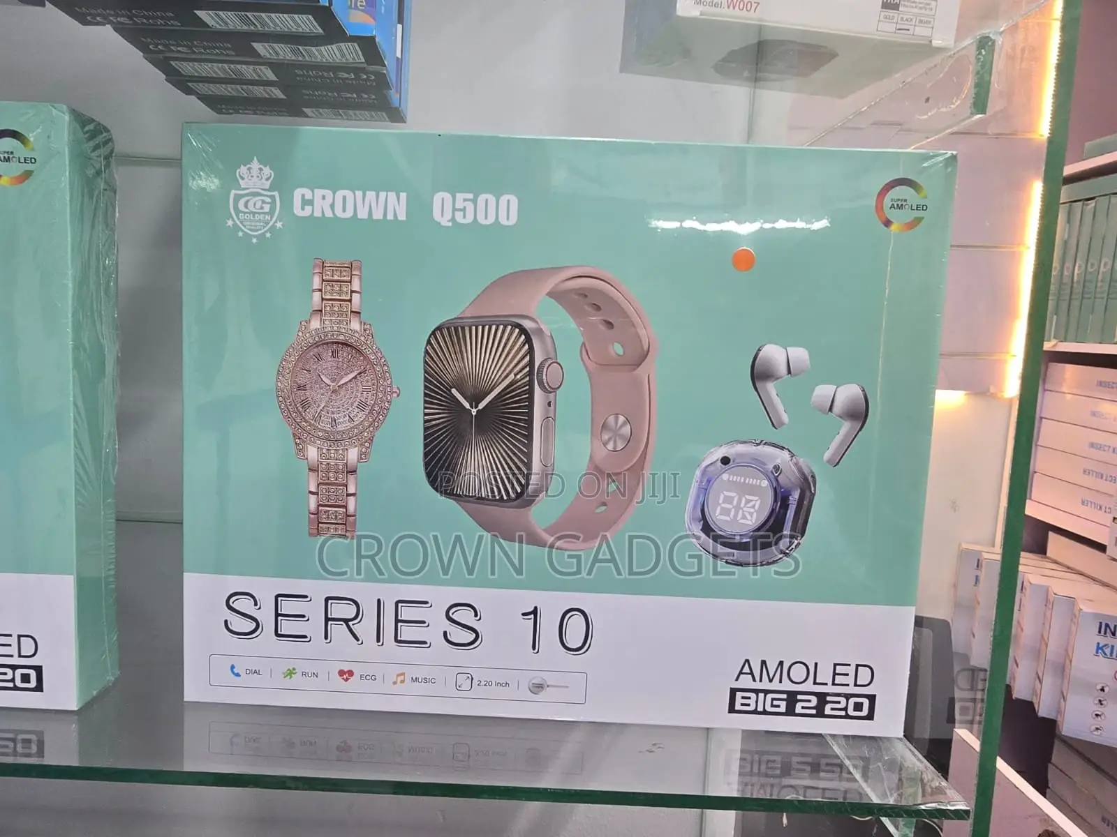 Crown Q500 Smart Watch Combo With Wireless Earbuds