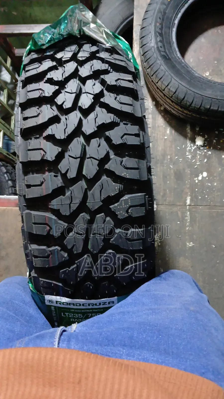 235/75r15 Roadcruza M/T