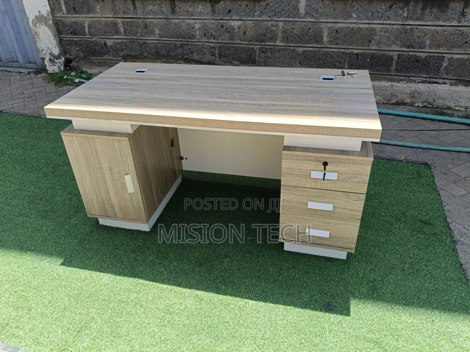 1.4m Executive Office Desk.