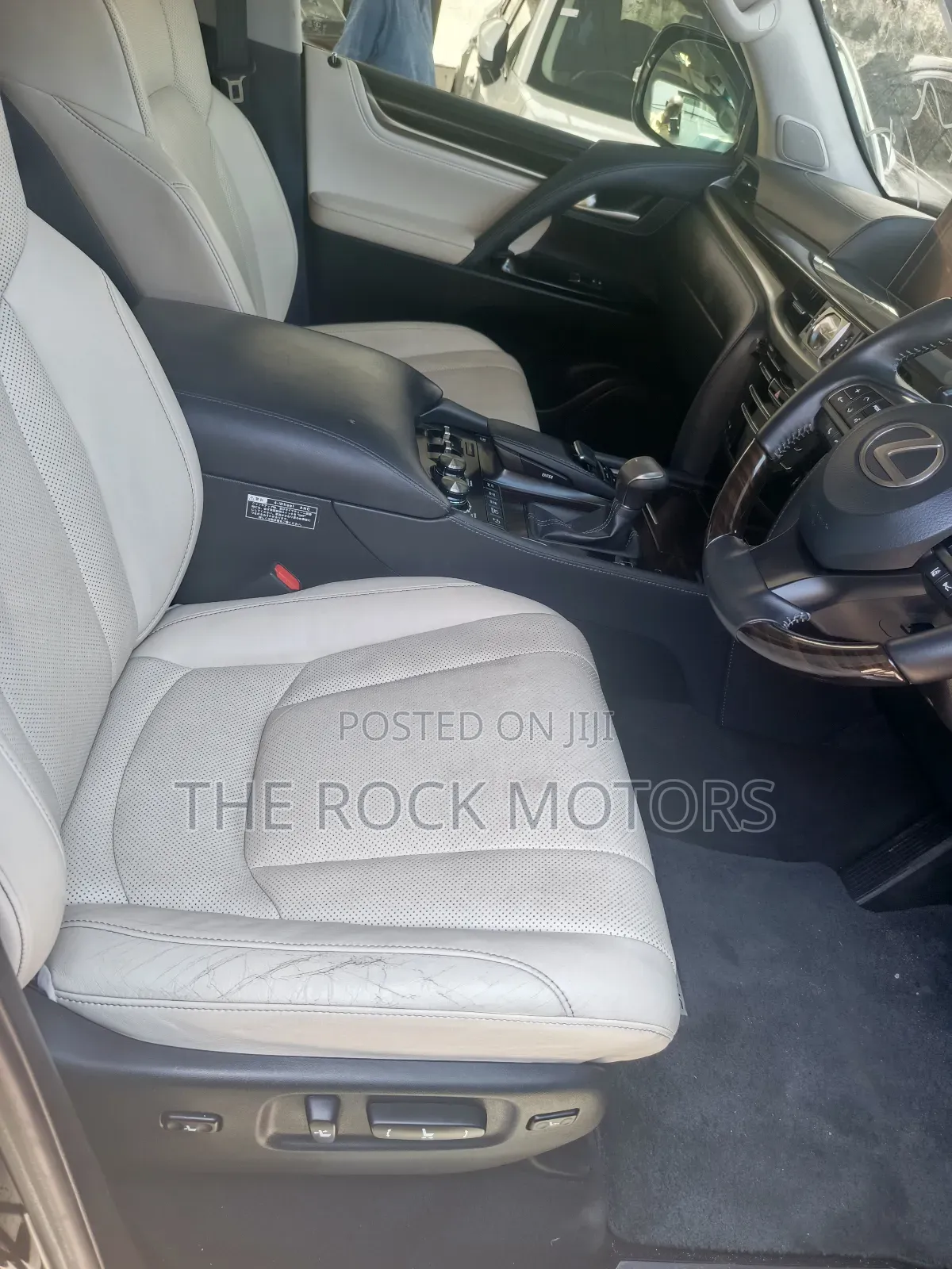 Lexus LX 2019 Black