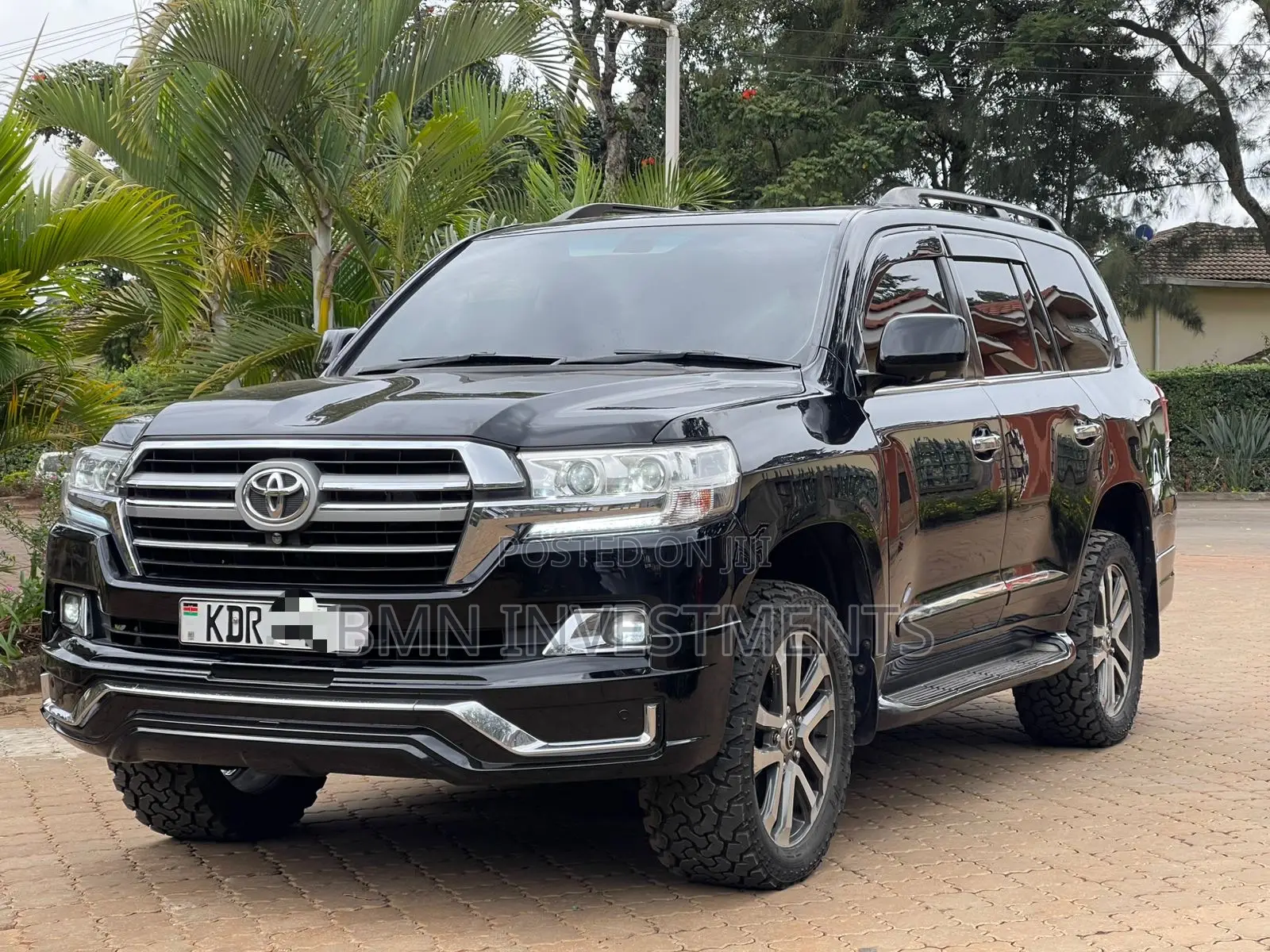 Toyota Land Cruiser 4.6 V8 ZX 2011 Black