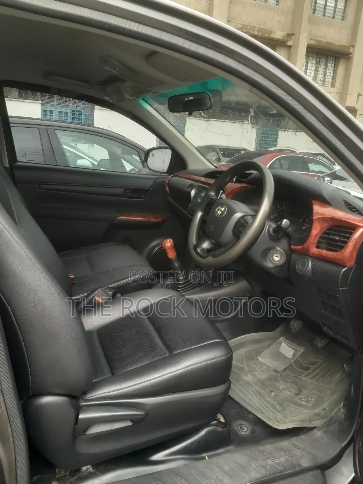 Toyota Hilux 2018 Gray