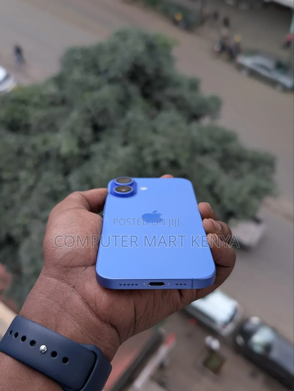New Apple iPhone 16 256 GB Blue