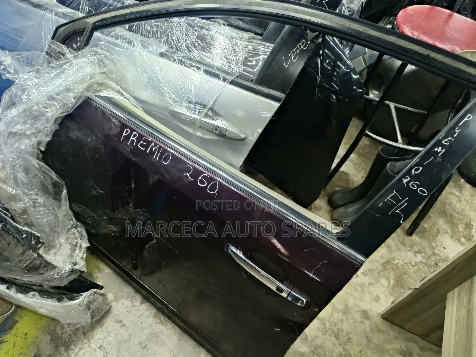 Door Front Premio 260 Complete Clean