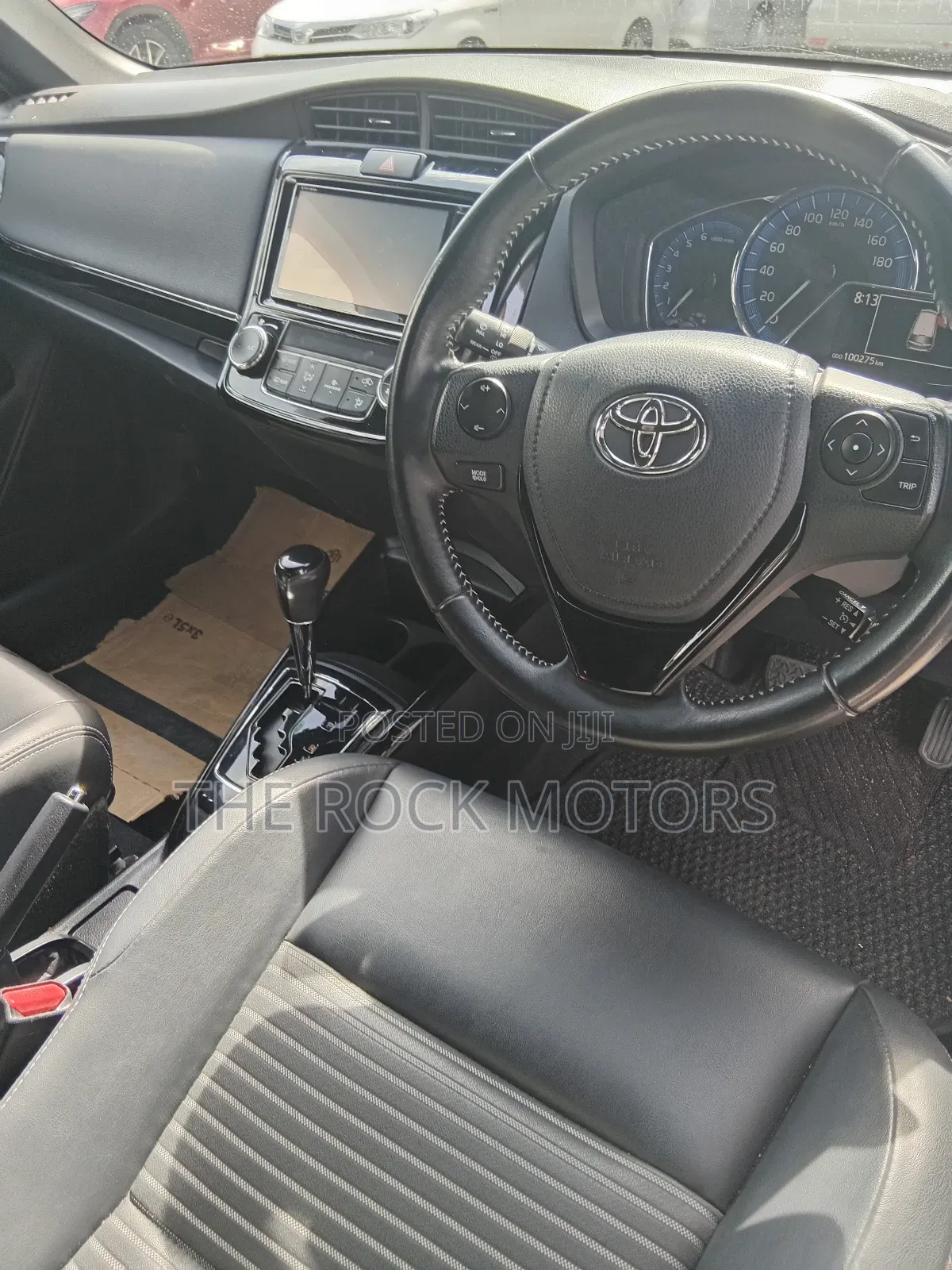 Toyota Corolla Hybrid 2024 Silver