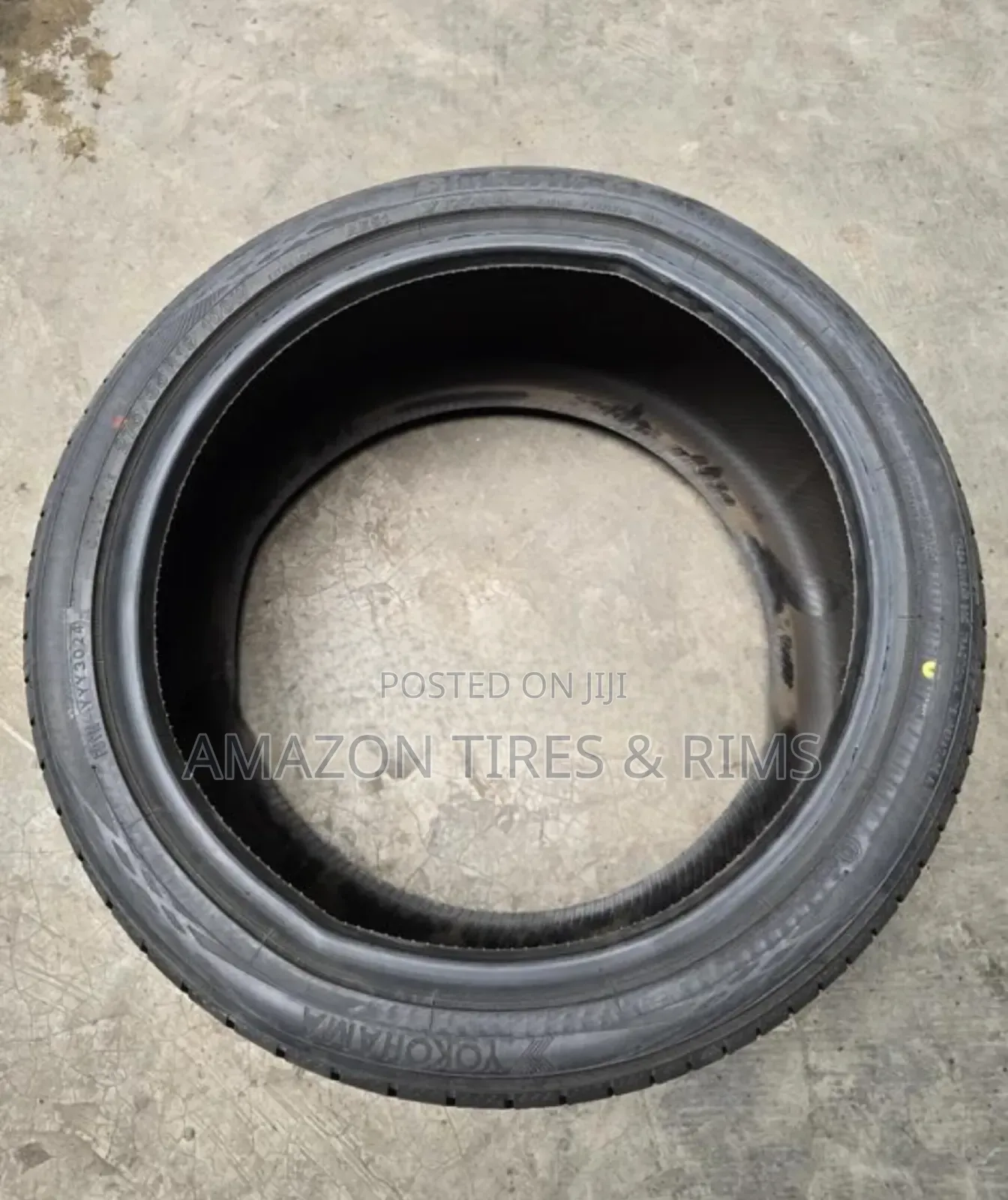 275/35r19 Yokohama Tires 100 W