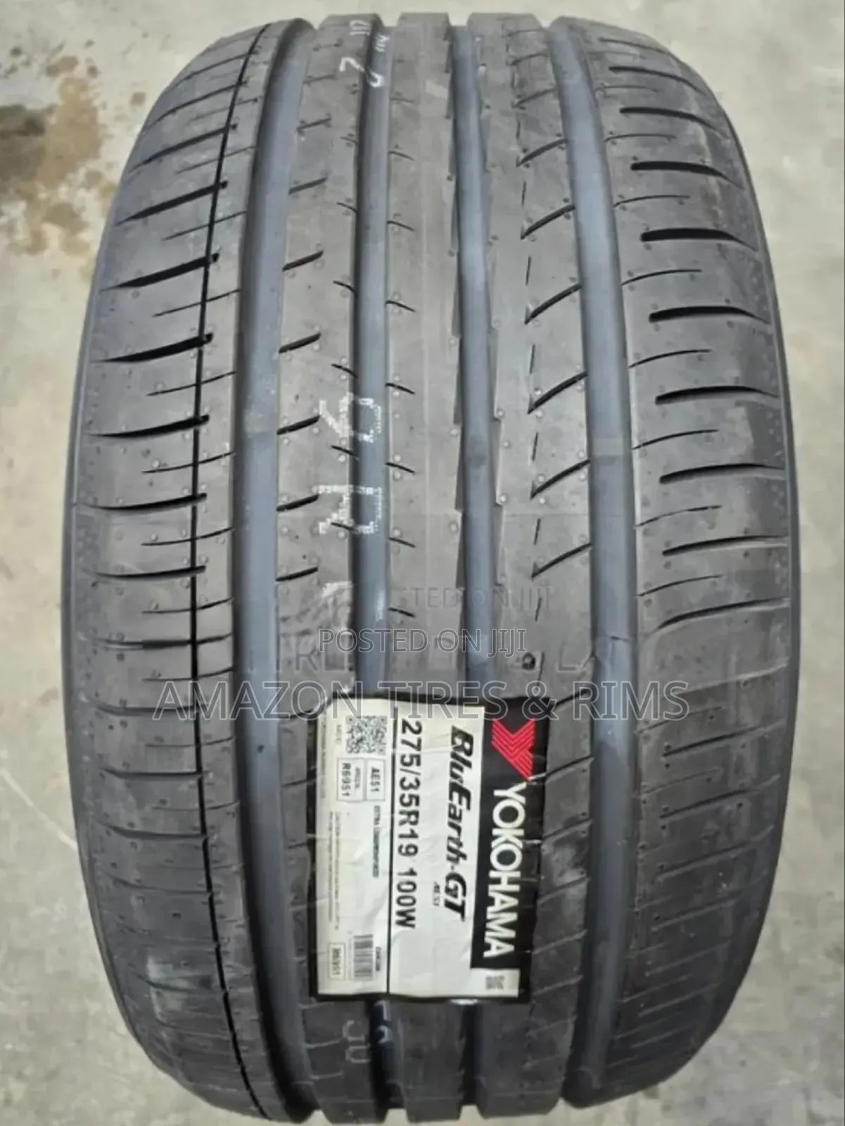 275/35r19 Yokohama Tires 100 W