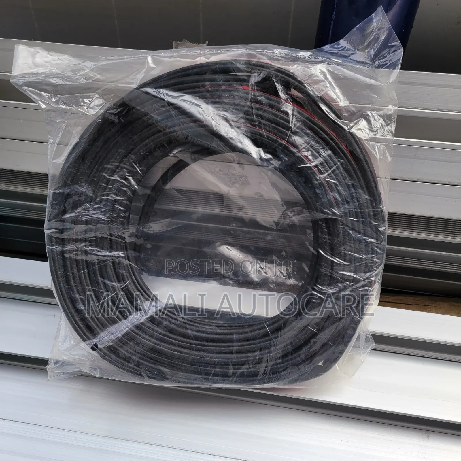 Automotive Foot Trunk Seal Rubber Strip 10m