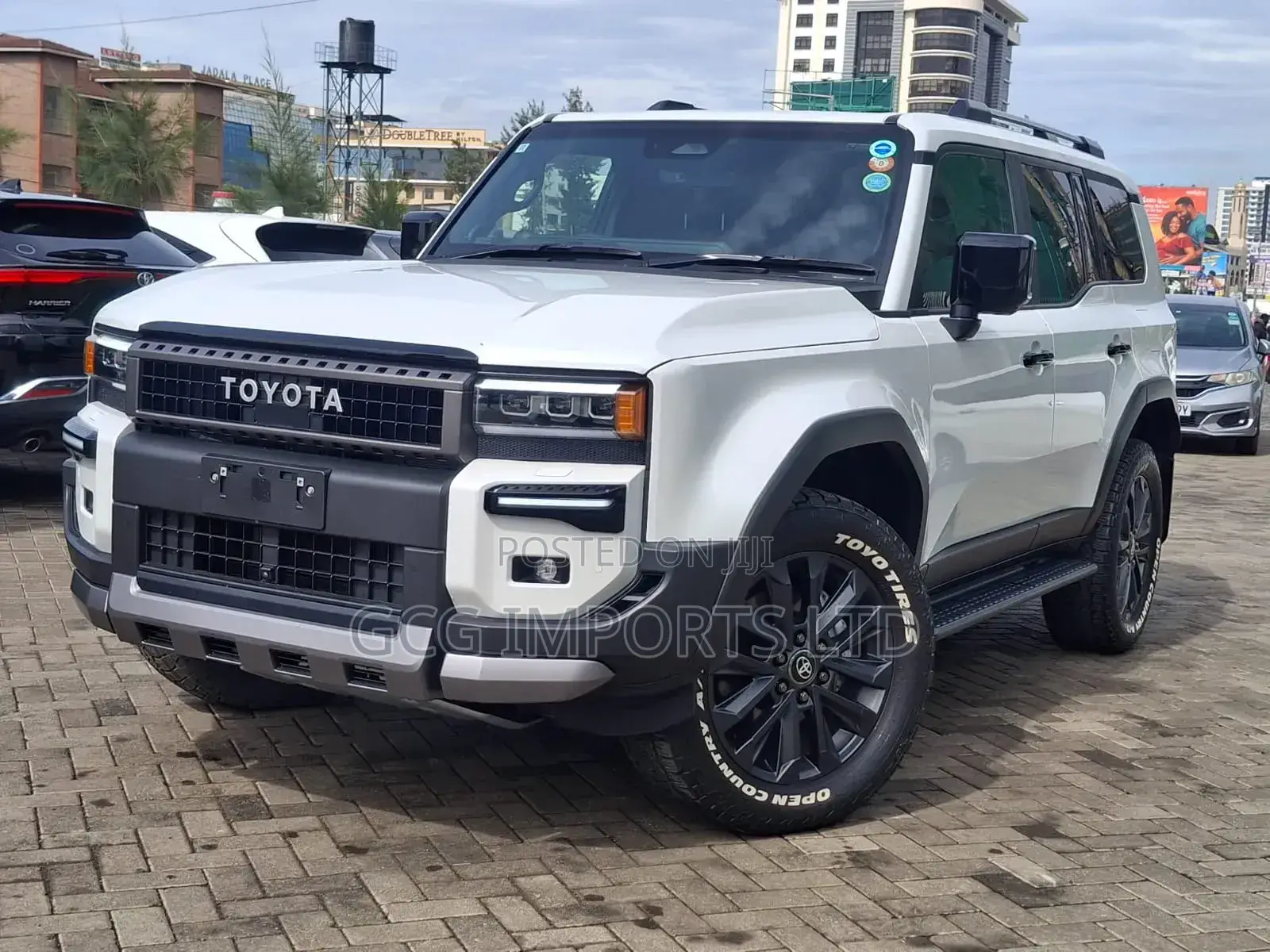 Toyota Land Cruiser Prado 2.8 2024 White