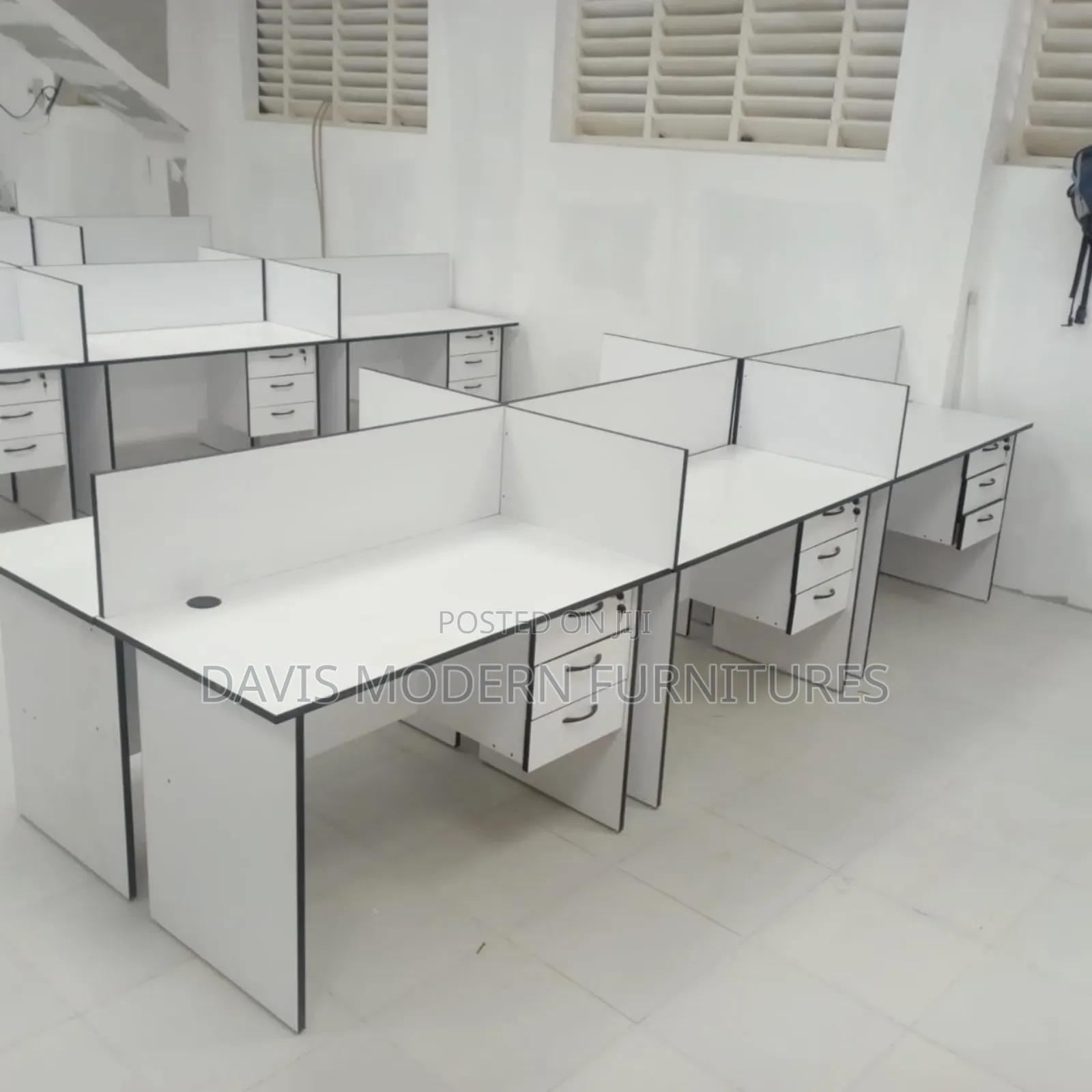 Modern 4-Seater Office Workstation With Drawers (White)