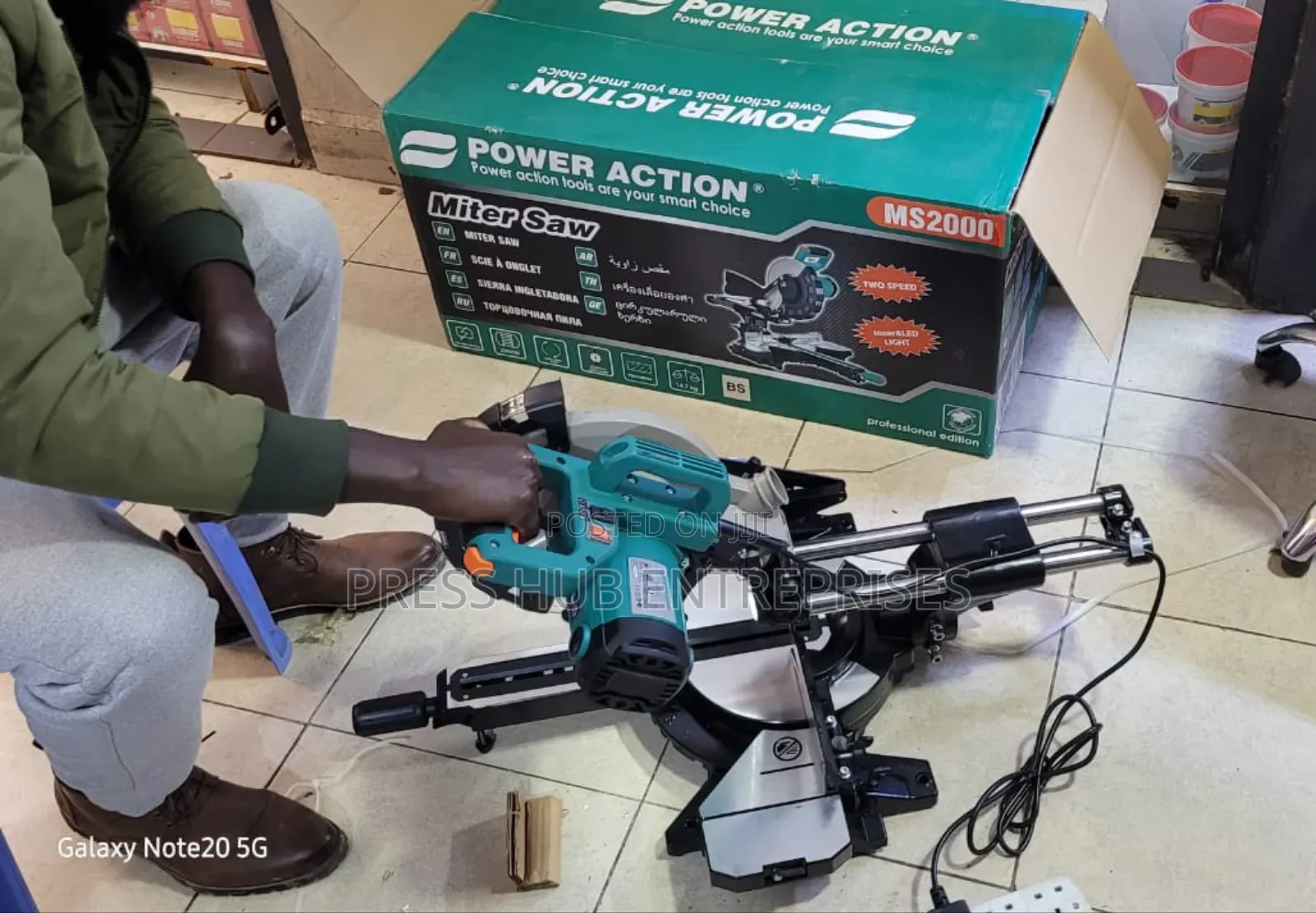 Power Action Ms2000 Sliding Compound Miter Saw.√°°