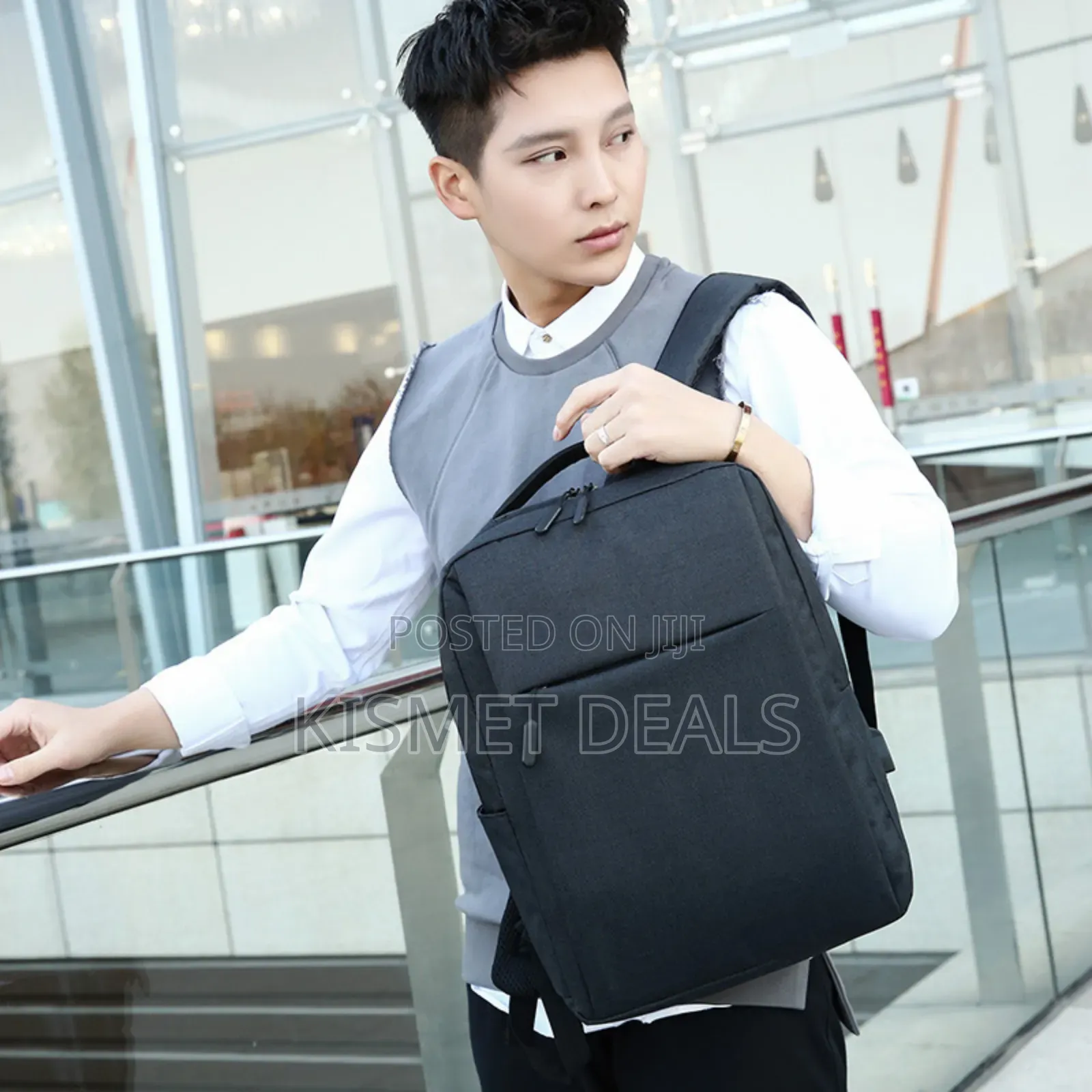 *Unisex Laptop Backpack Is a Versatile Bag