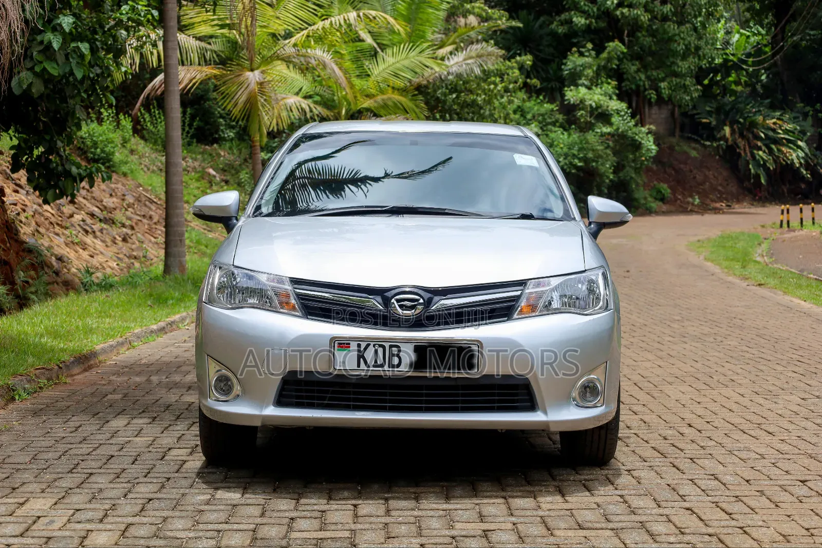 Toyota Axio 1.5 X 2WD 2014 Silver