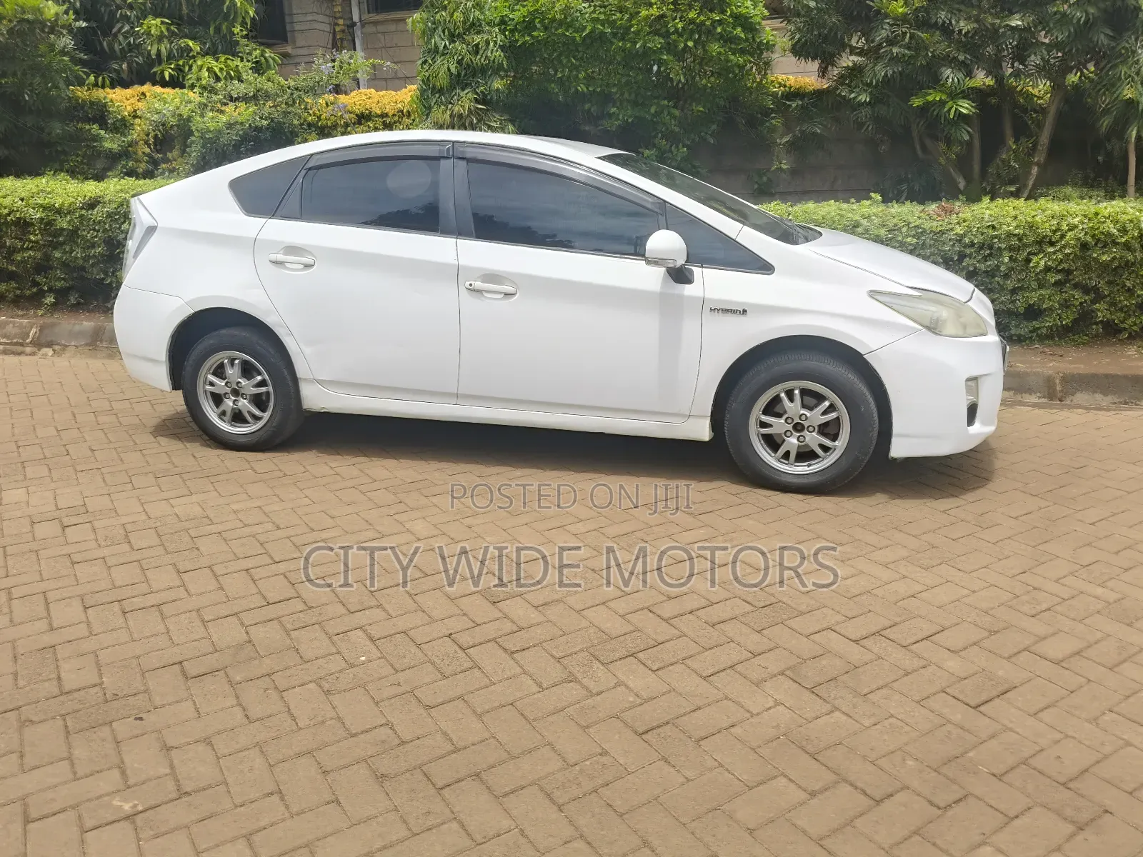 Toyota Prius 2012 White