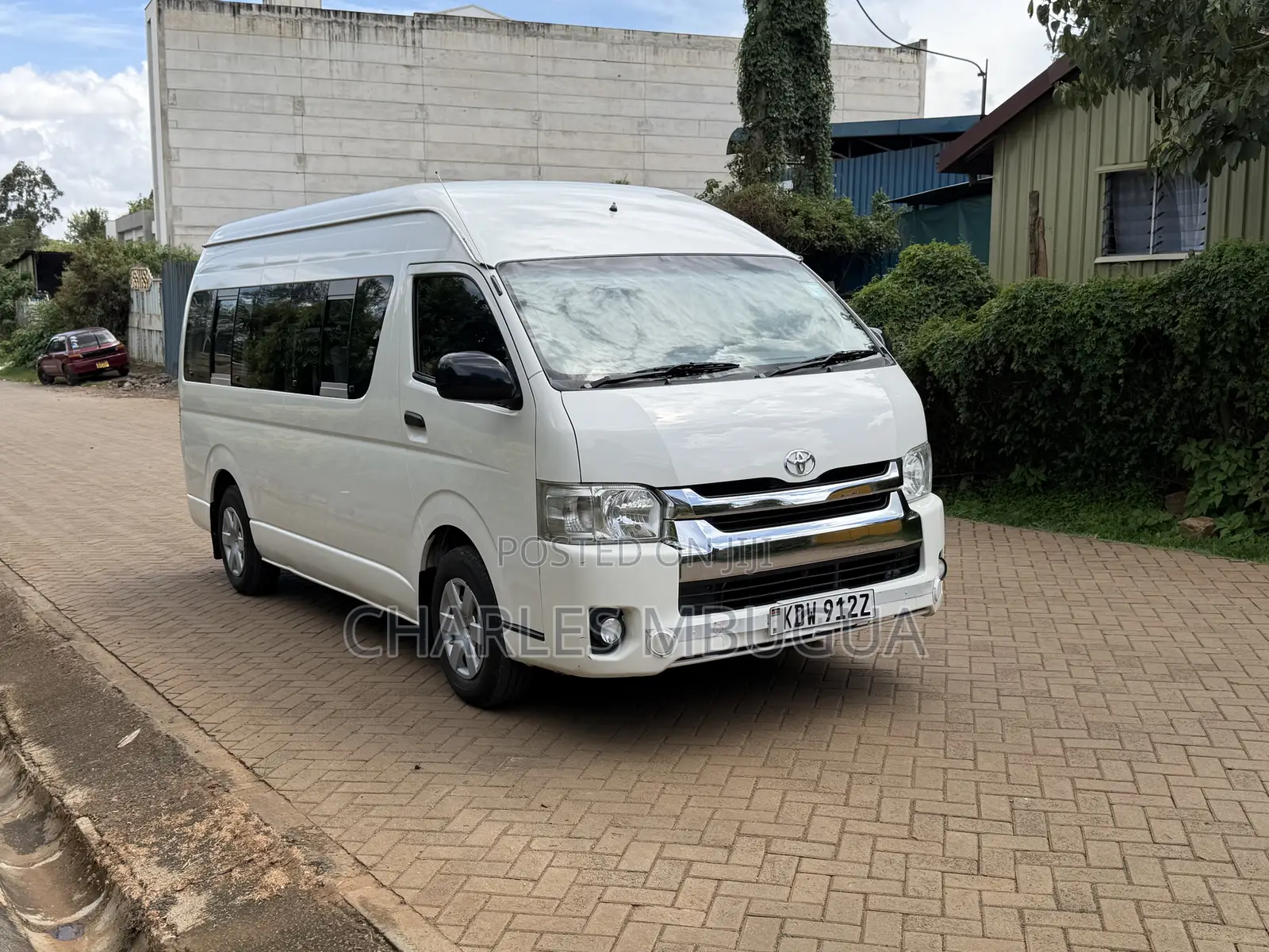 Toyota HiAce 2018 White
