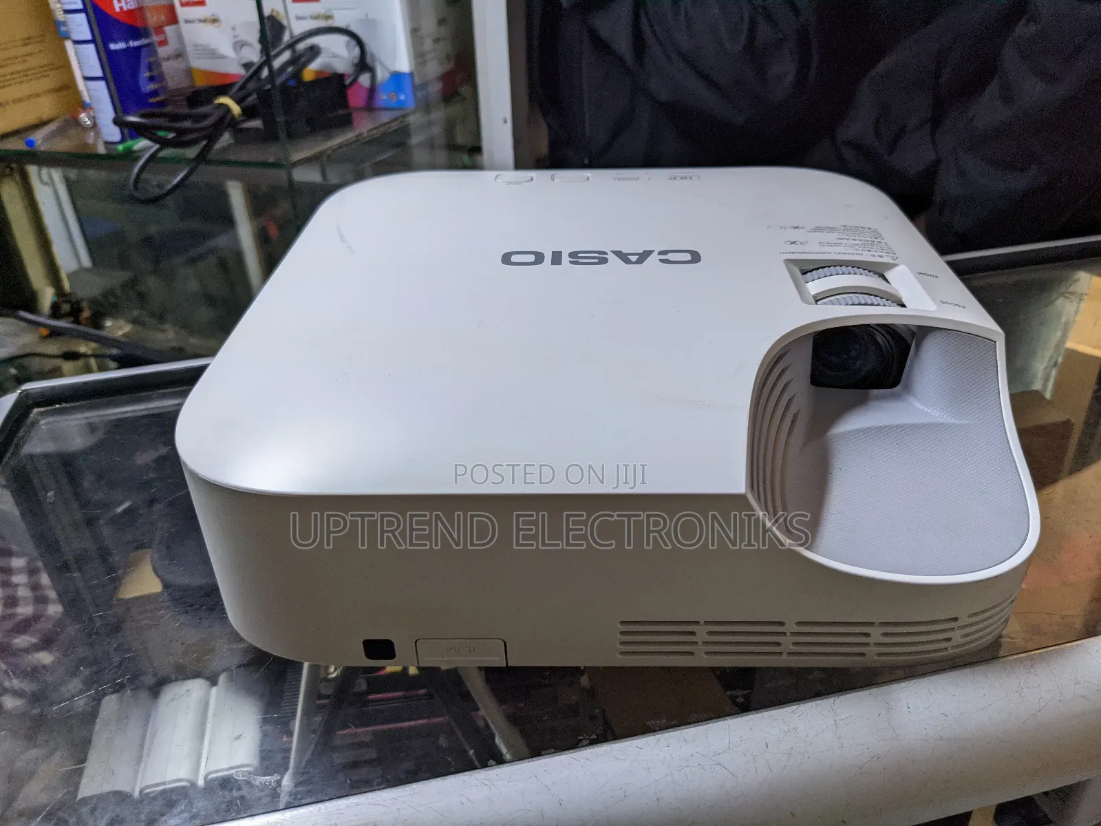  Casio Xj‐V2 Projector – Bright Lamp-Free!
