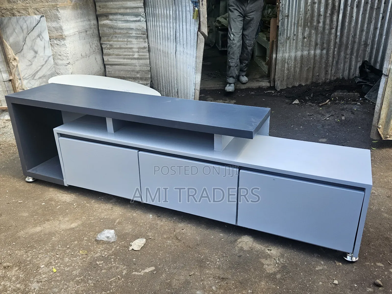6ft Golden Tv Stand