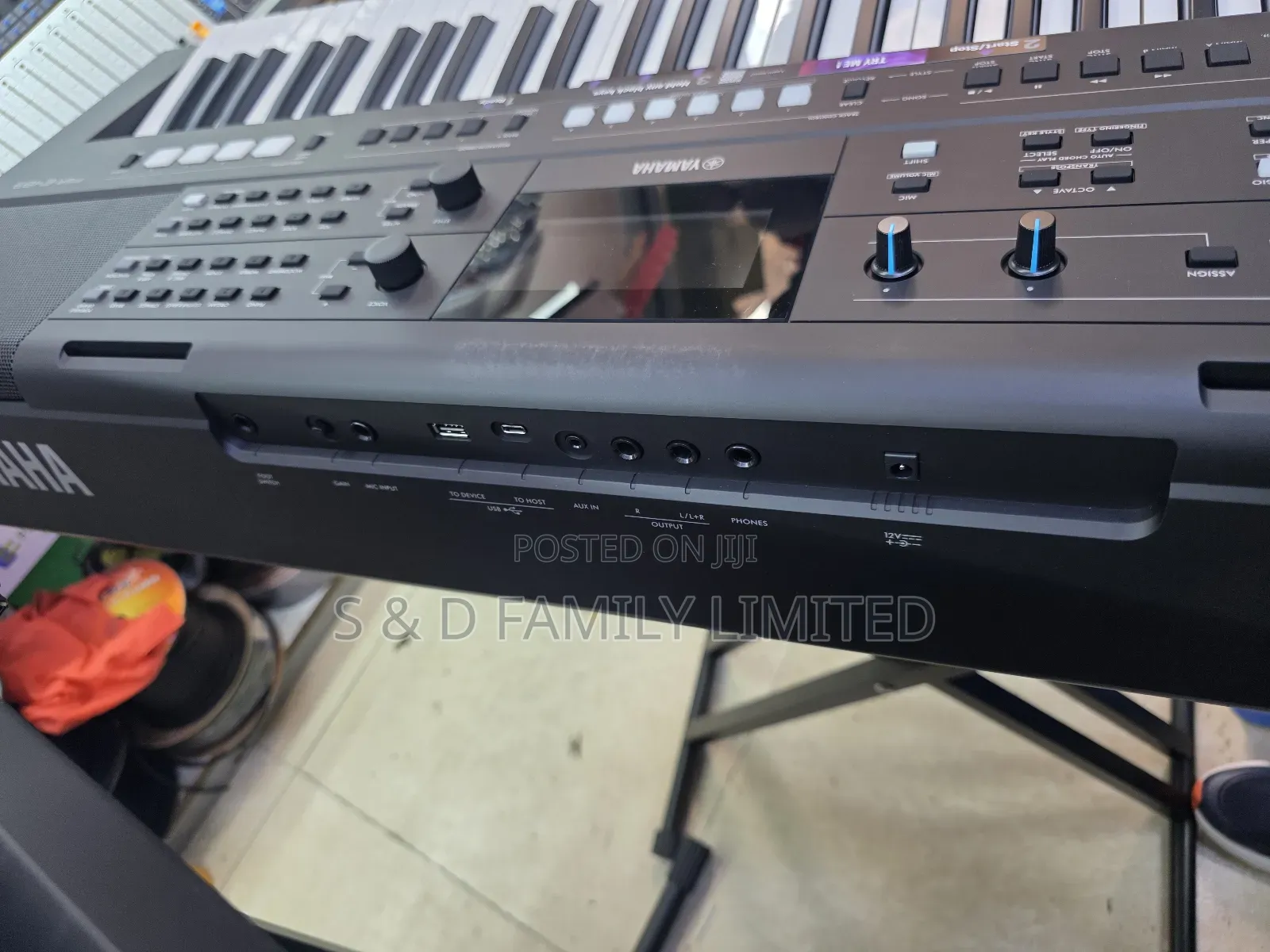 Yamaha PSR-E483 Keyboard