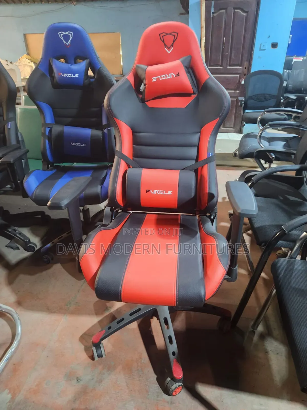 Racing-Style Office Chair).