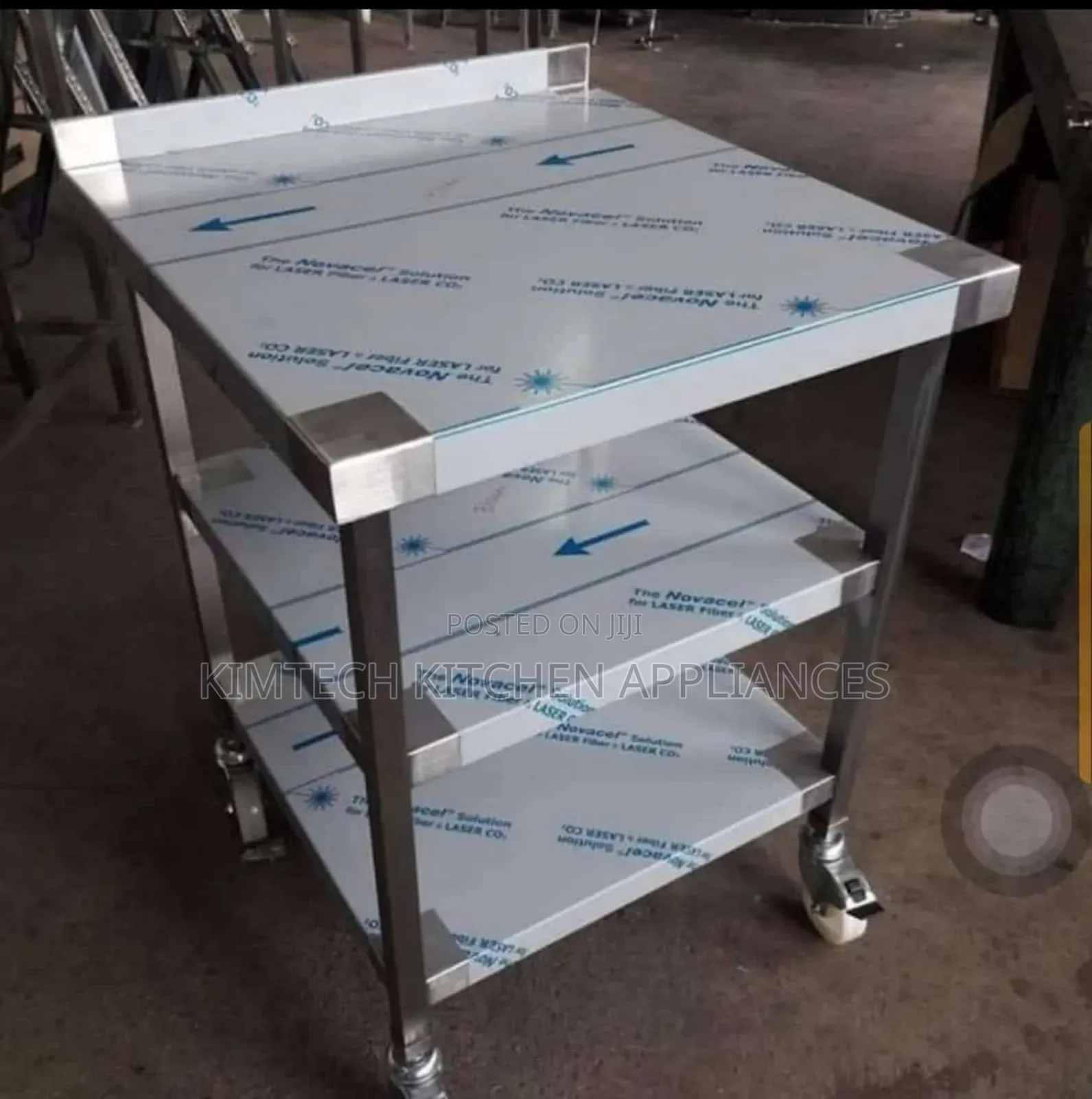 Serving Table