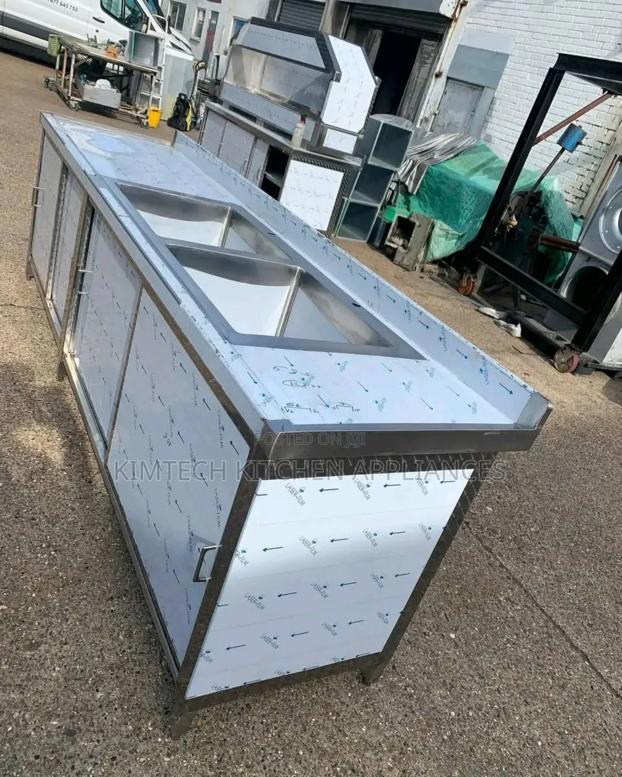 Sinks With Cabinet