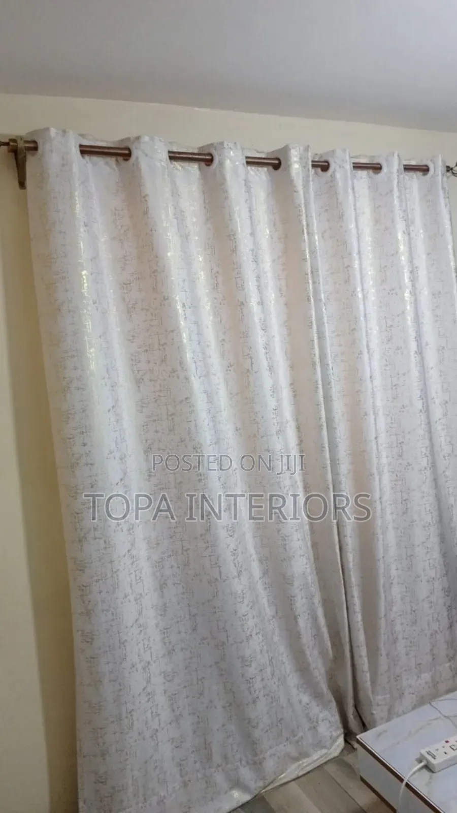 White With Gold Velvet Curtains for House Window Covering