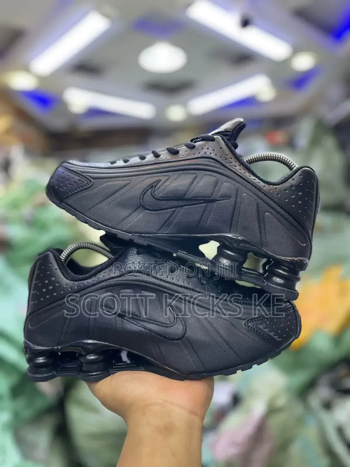 Nike Shox R4 Tripple Black 