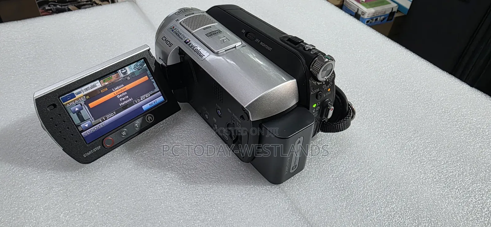 Sony 'Pal' HDR-Sr5 Avc Hd 40gb Hard-Disc Handycam Camcorder 65mins Bat