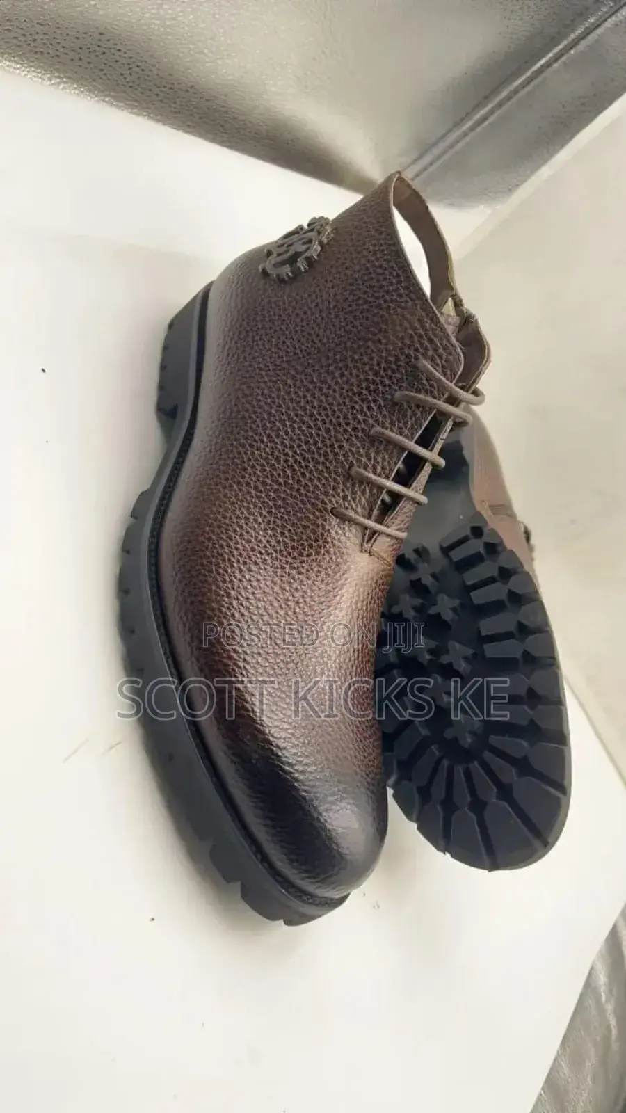 Roberto Cavalli(Rc Boots)
Leather