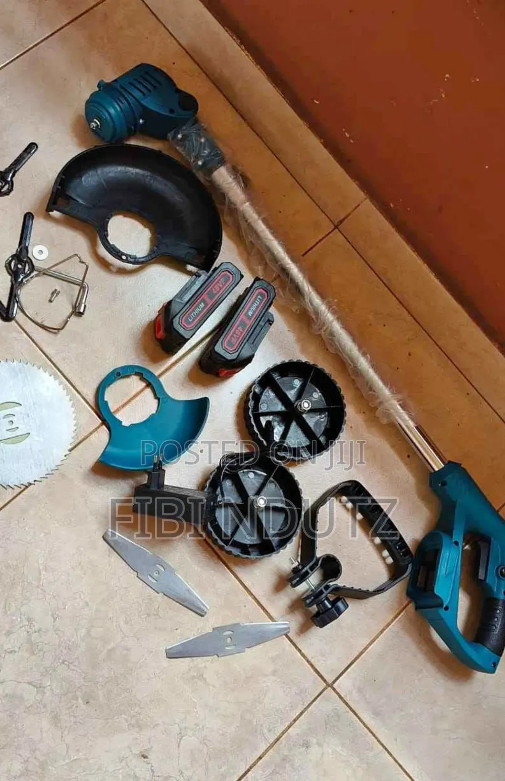 Makita Cordless Brush Cutter/Professional Makita Brush Cutter