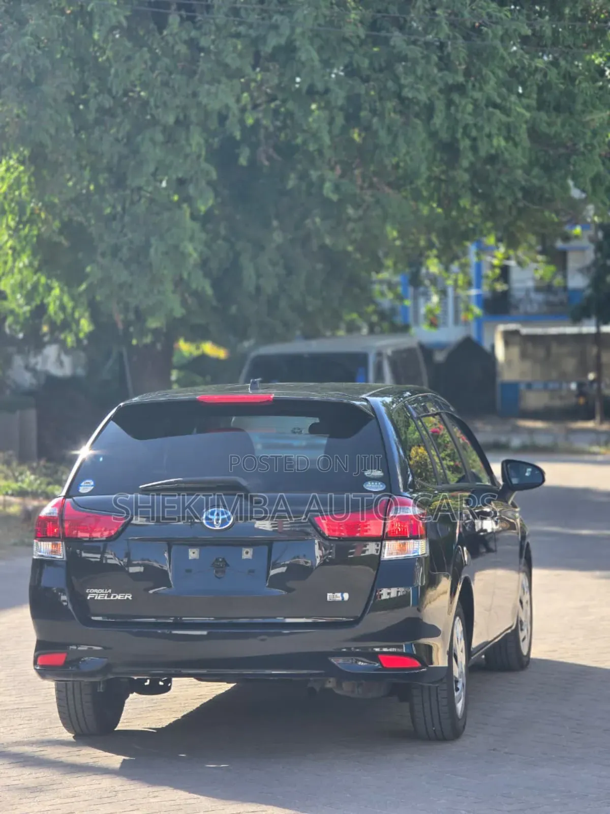 Toyota Corolla Fielder 1.5 Hybrid FWD 2019 Black