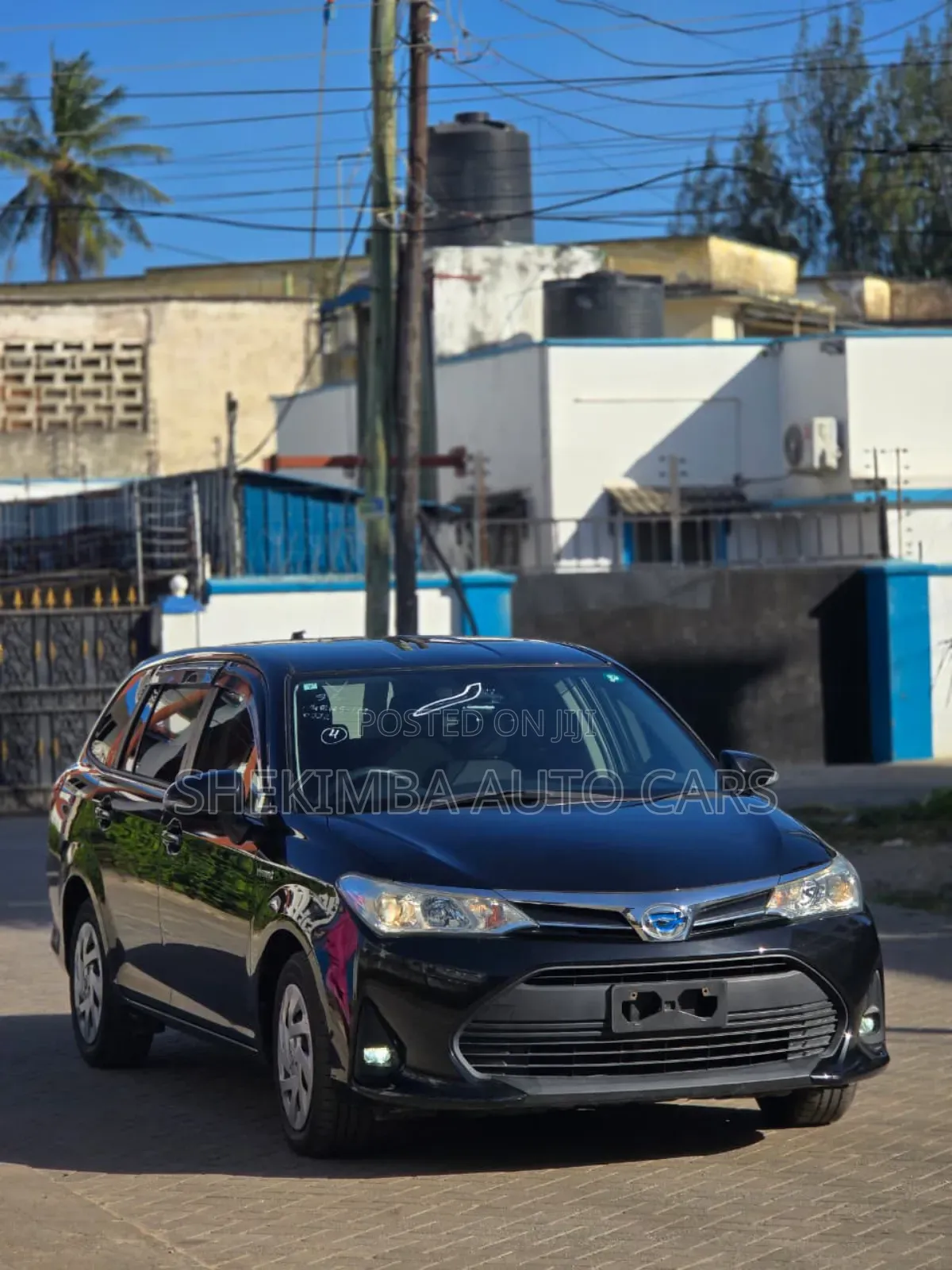 Toyota Corolla Fielder 1.5 Hybrid FWD 2019 Black
