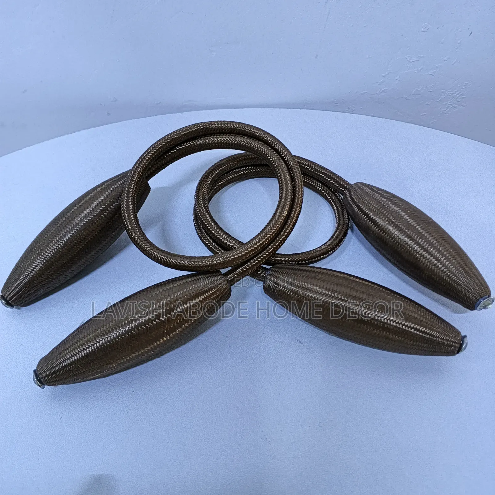 2 PCS Luxurious Curtain Holders /Shears Holder.