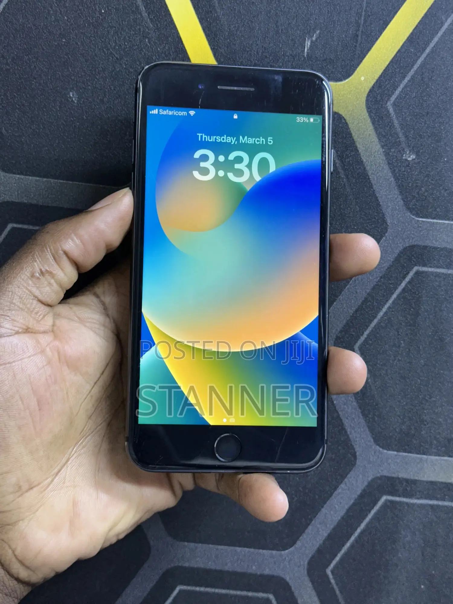 Apple iPhone 8 Plus 64 GB Black
