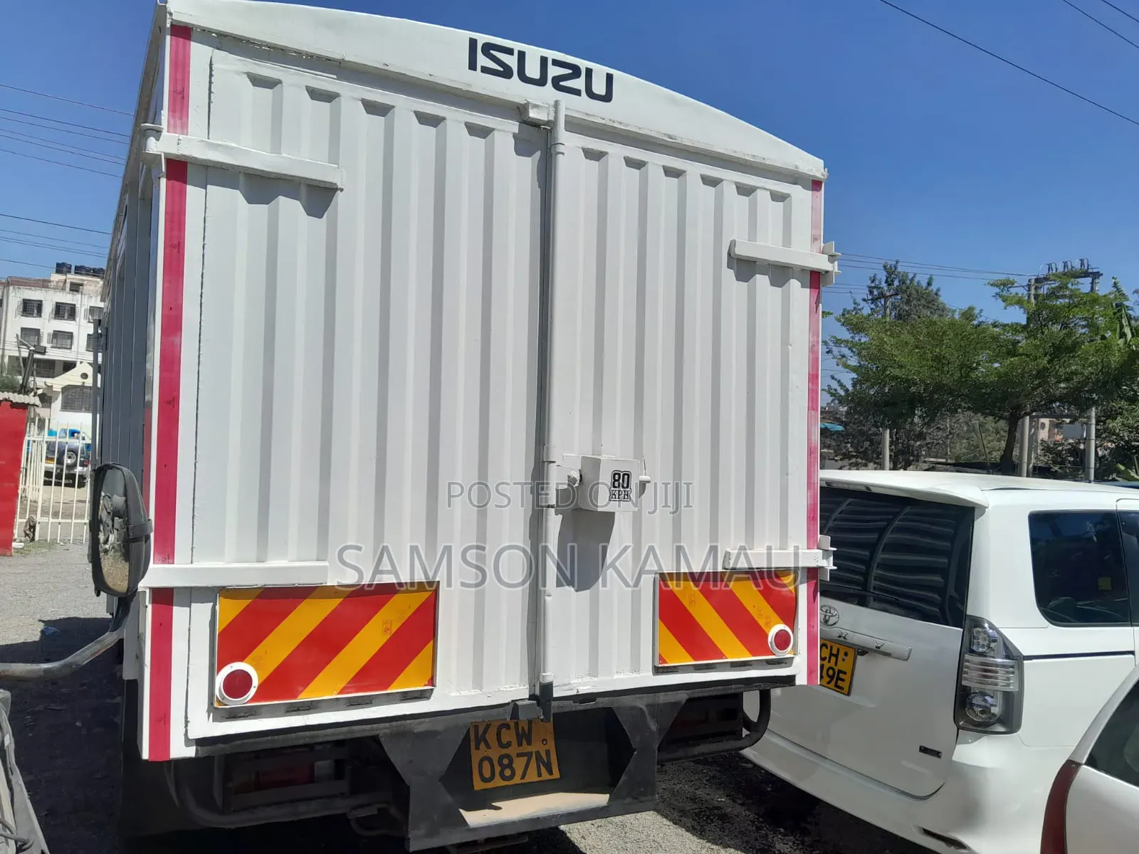 Isuzu NPR Canter