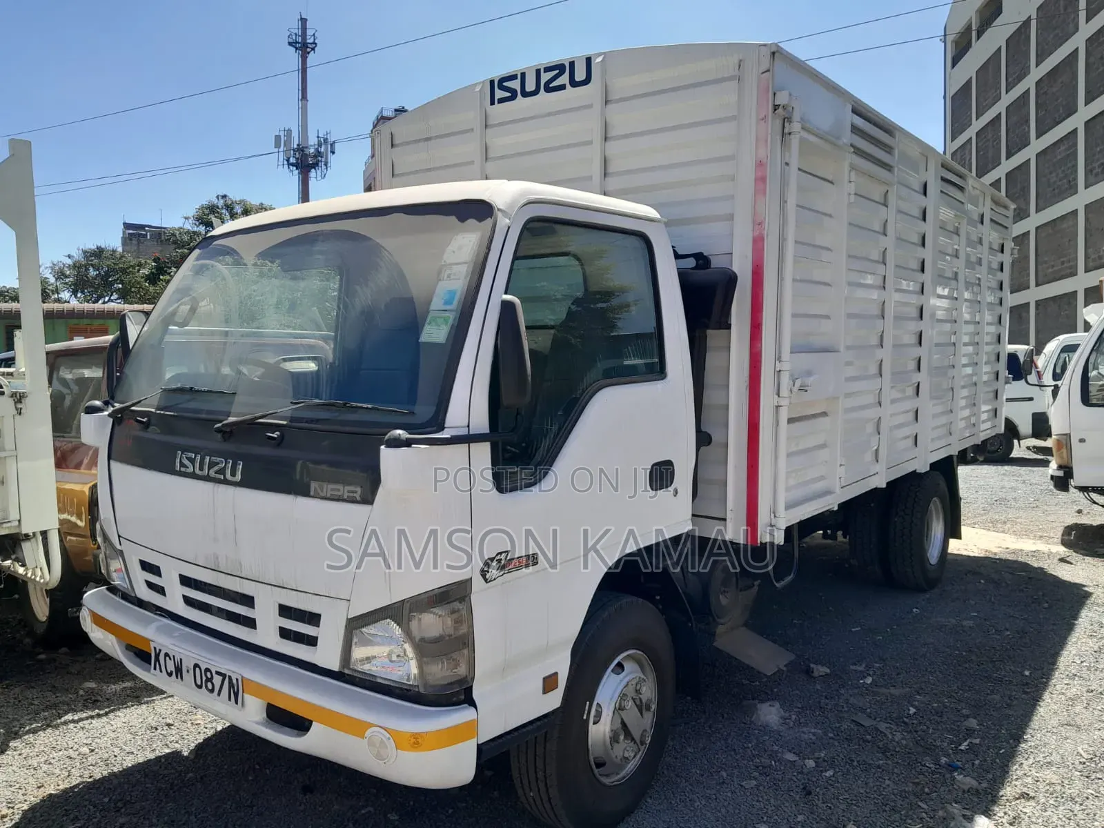 Isuzu NPR Canter